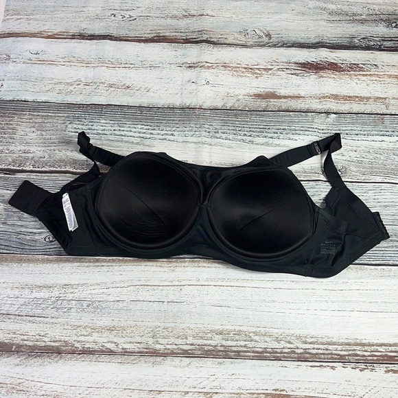 Women’s Nike Plus Size Bold V-Back Sports Bra Black/White Size-42DD (BQ4127-019) - Picture 6 of 9